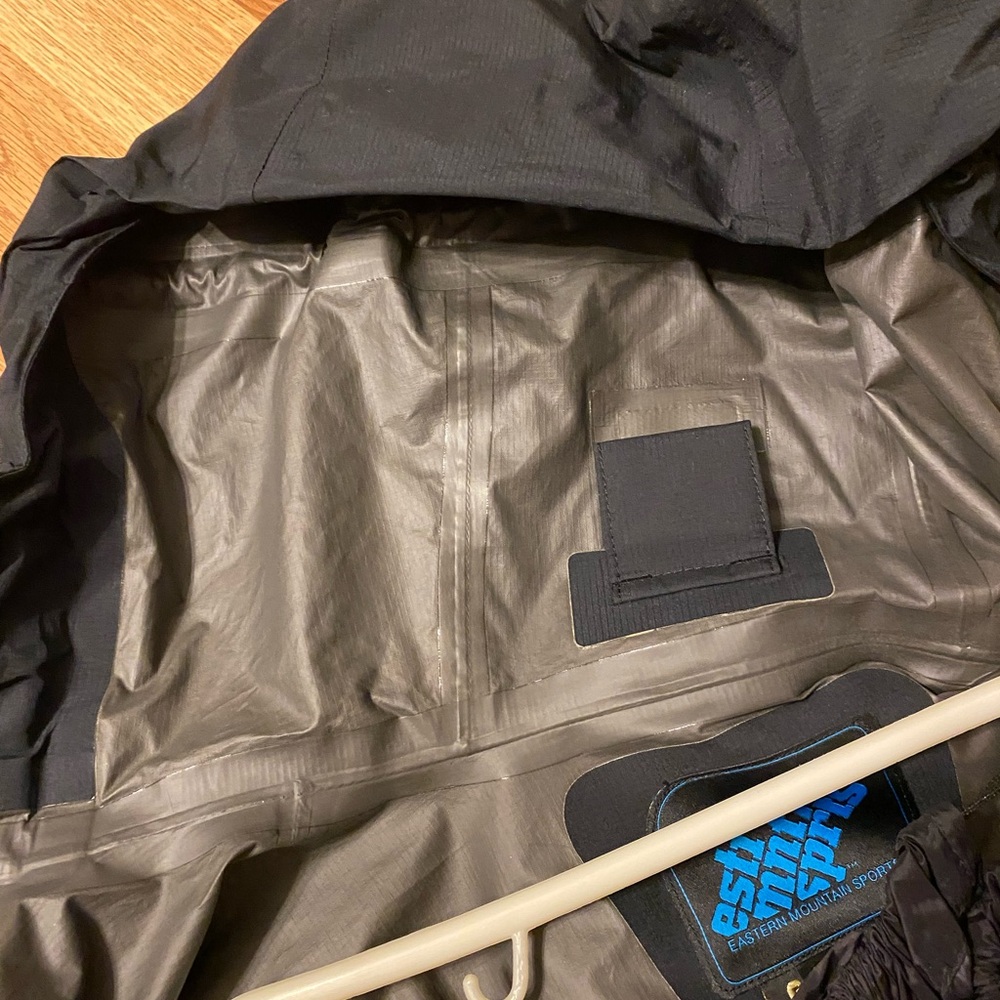 Men’s small Gortex rain jacket and pants. - Picture 12 of 14